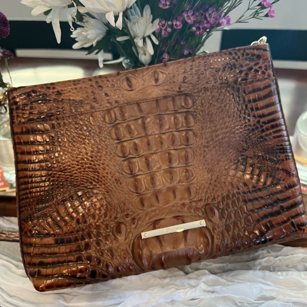 Brahmin crossbody or shoulder bag